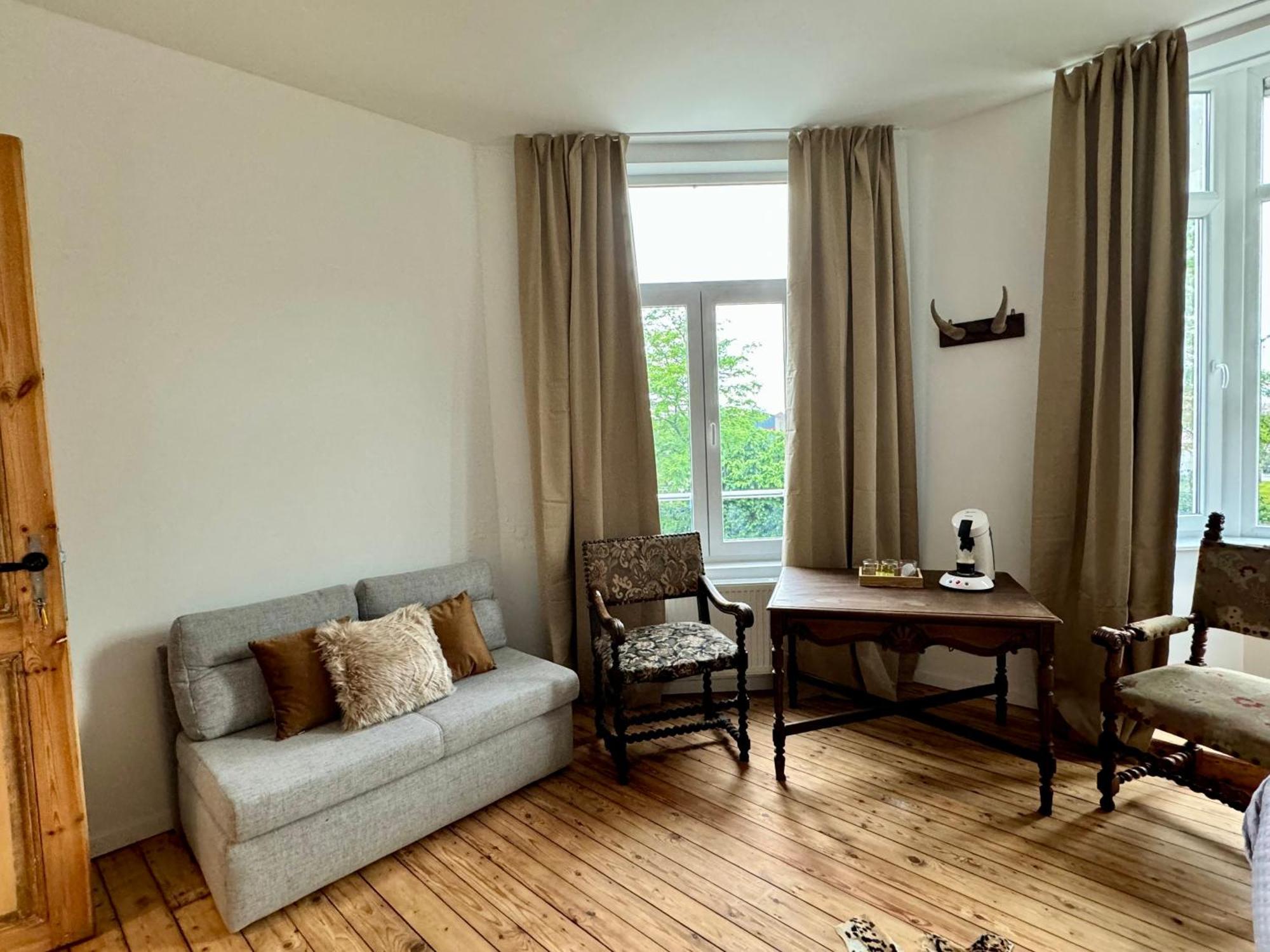 Guest House Gent Экстерьер фото